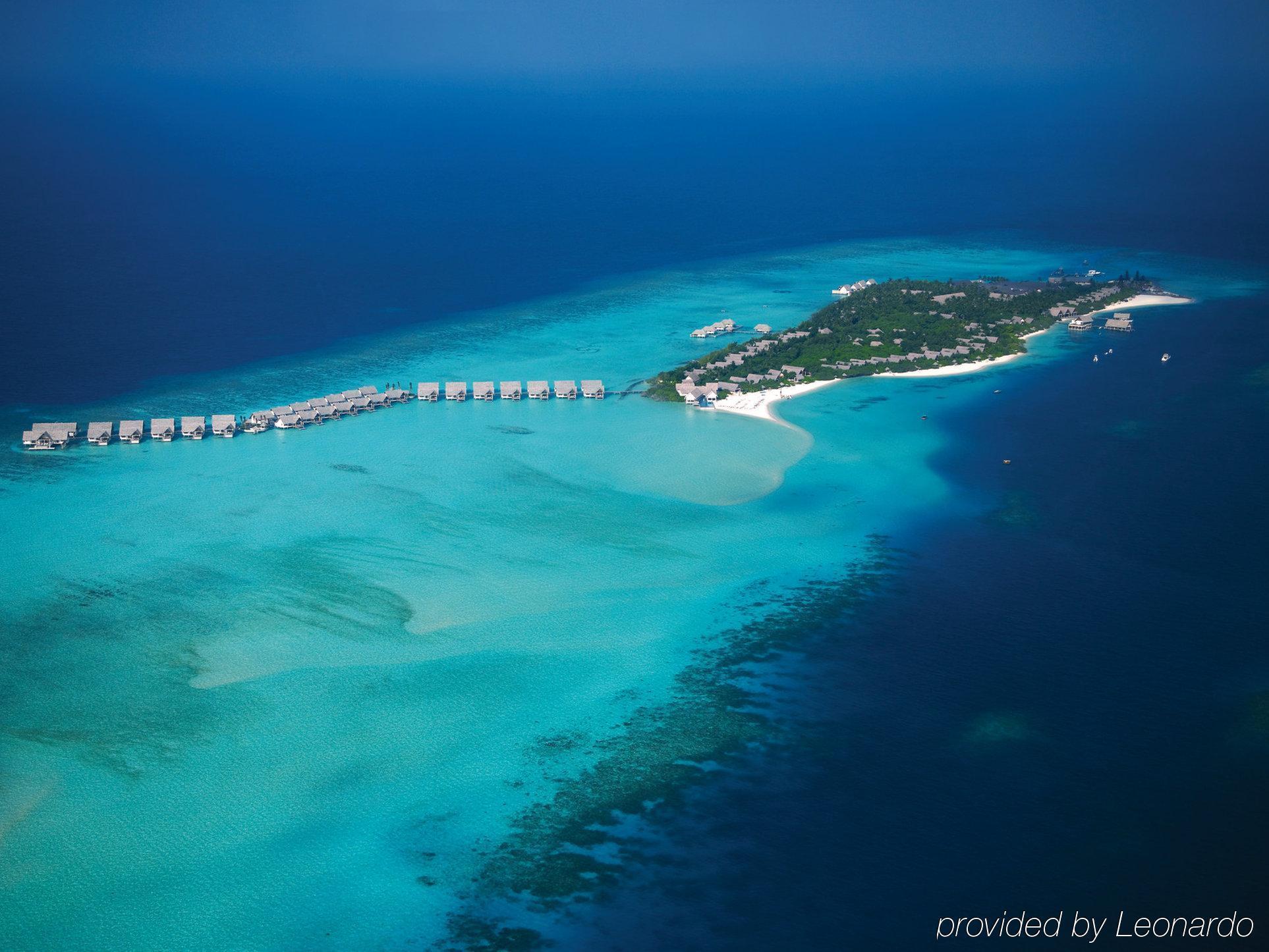 Four Seasons Resort Maldives At Landaa Giraavaru Kamadhoo Exterior photo