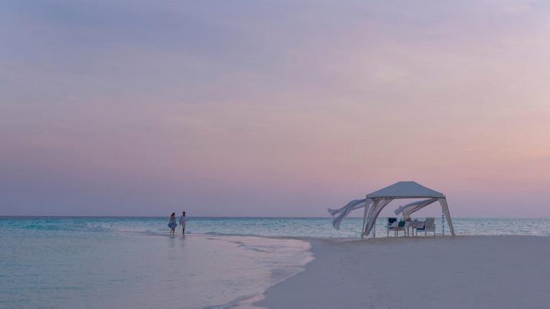 Four Seasons Resort Maldives At Landaa Giraavaru Kamadhoo Exterior photo
